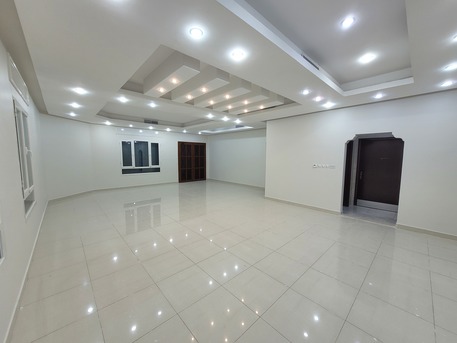 Paris, Apartments/Houses, 575/month,  3 BR,  140 Sq. Meter,  3 Bedroom Apartment For Rent In Jabriya  At 575KD