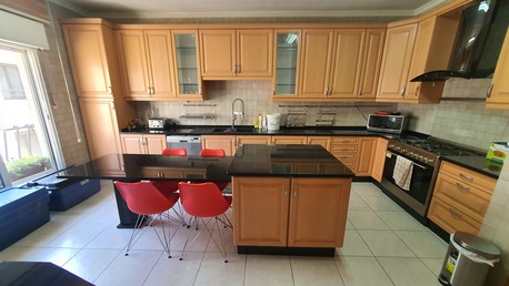 Amman, Apartments/Houses, JOD 18000/year,  4 BR,  Semi Furnished 4B Apartment With Baconly In 5 Circle 00962777688956