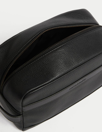 Khobar, Clothing & Accessories, SAR 180,  New Men M&S Learher Wash Bag