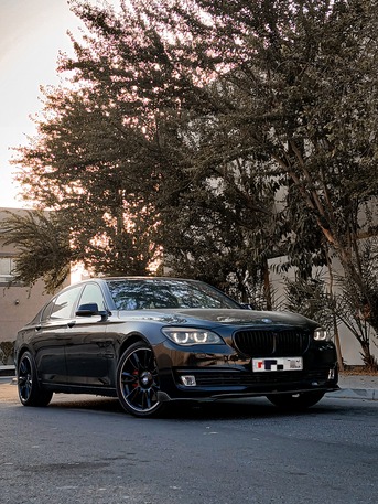 Zinj, Vehicles, Cars & Trucks , BHD 5300,  Bmw 750 Li,  2013,  Automatic,  128000 KM,  BMW 750Li  FULL OPTION SINGLE OWNER CAR FOR SALE