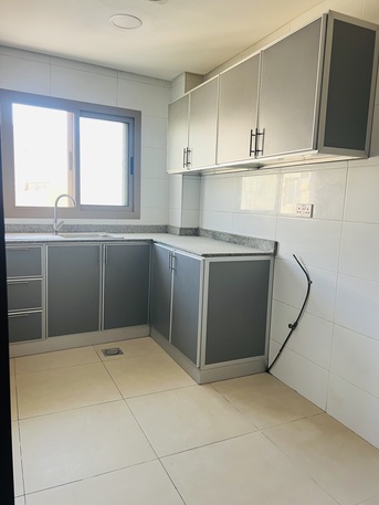 Manama, Apartments/Houses, BHD 150/month,  2 BR,  2 Bhk Flat Available In Rasruman Near Sony Ashrafs