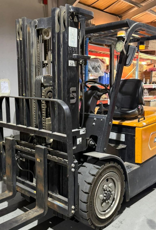 Jubail, Heavy Equipment, SAR 1,  FORKLIFT FOR SALE ELECTRIC