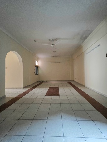 Hoora, Apartments/Houses, BHD 220/month,  2 BR,  Very Spacious & Clean UN Furnished 2 BHK Balcony Flat Without Ewa@220/BD In Hoora