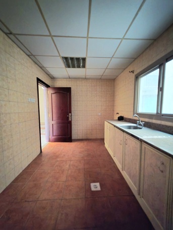 Hoora, Apartments/Houses, BHD 220/month,  2 BR,  Very Spacious & Clean UN Furnished 2 BHK Balcony Flat Without Ewa@220/BD In Hoora