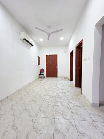 Manama, Apartments/Houses, BHD 250/month,  2 BR,  All Inclusive Neet & Clean Semi Furnished 2 BHK Flat With Unlimited Ewa@250/BD In Manama