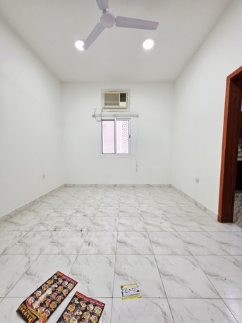 Manama, Apartments/Houses, BHD 240/month,  2 BR,  All Inclusive Neet & Clean Semi Furnished 2 BHK Flat With Unlimited Ewa@240/BD In Manama