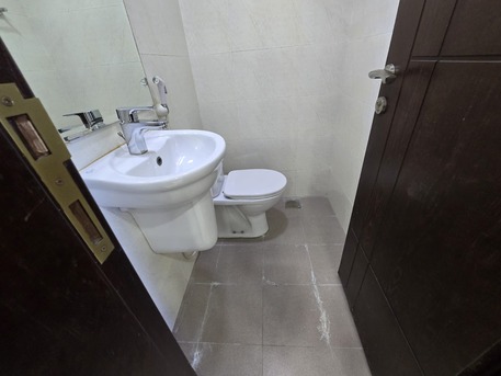 Juffair, Apartments/Houses, BHD 290/month,  1 BR,  #2BATHROOM Hall Kitchen With Electricity Fully Furnished Car Parking