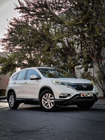 Zinj, Vehicles, Cars & Trucks , BHD 4300,  Honda CR-V,  2016,  Automatic,  141000 KM,