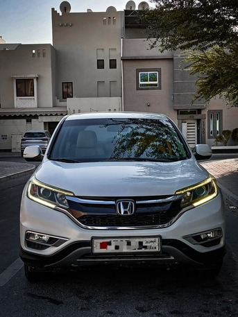 Zinj, Vehicles, Cars & Trucks , BHD 4300,  Honda CR-V,  2016,  Automatic,  141000 KM,
