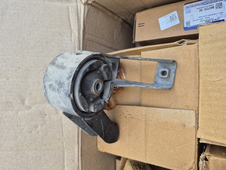 Busaiteen, Auto Parts, BHD 30,  Suzuki Engine Mount And Coil