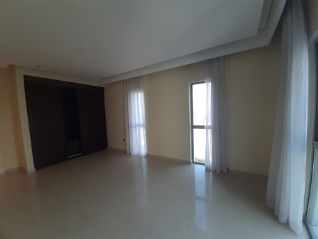 Manama, Apartments/Houses, BHD 600/month,  2 BR,  120 Sq. Meter,  🏝 Reef Island | Luxury 2-Bedroom Apartment