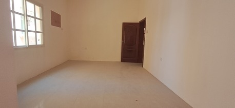 Sanabis, Apartments/Houses, BHD 250/month,  2 BR,  130 Sq. Meter,  Three Bedrooms Unfurnished Flat For Rent