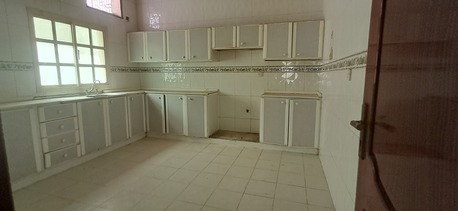 Sanabis, Apartments/Houses, BHD 250/month,  2 BR,  130 Sq. Meter,  Three Bedrooms Unfurnished Flat For Rent