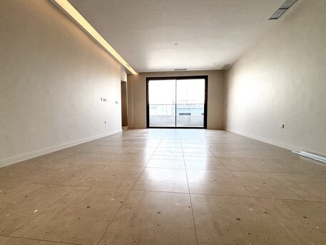 Kuwait City, Apartments/Houses, KWD 900/month,  4 BR,  Abu Fatira &ndash;new, 4 Master Bedroom Floor W/large Balcony
