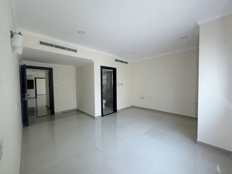 Busaiteen, Apartments/Houses, BHD 250/month,  2 BR,  100 Sq. Meter,  Modern Flat For Rent In Busaiteen