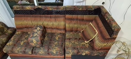 Dammam, Furniture, SAR 1000,  Sofa 17 Seater Large Size + Table