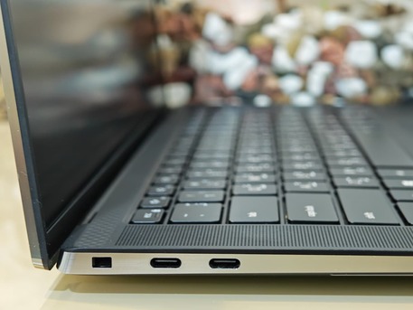 Dammam, Computers, SAR 2699,  Dell Precision 5560 (Workstation) 4GB Nvidia