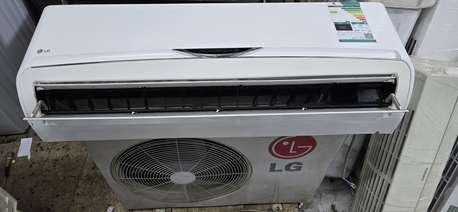 Al Malaz, Air Conditioners, SAR 700,  Malaz@ Selling All Types Of Used Split & Window Air Conditioner. Have Warranty.