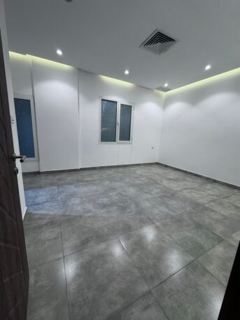 Kuwait City, Apartments/Houses, KWD 675/month,  4 BR,  Apartment For Rent In Salwa, 4 Master Rooms With Balconies And A Guest Bathroom