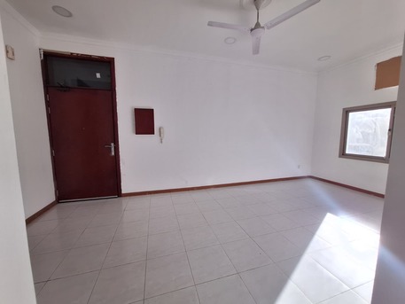 Salmaniya, Apartments/Houses, BHD 180/month,  2 BR,  2 Bhk Exclusive Salmaniya