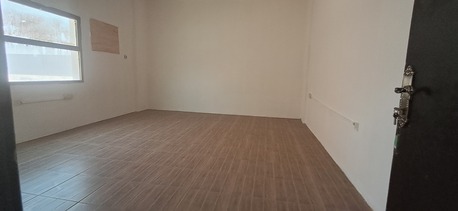 Salmabad, Staff Accomodation, BHD 1000,  500 Sq. Meter,  LABOR ACCOMMODATION - 80 WORKERS - 10 ROOMS - 10 BATHROOMS - 2  SPACIOUS KITCHEN