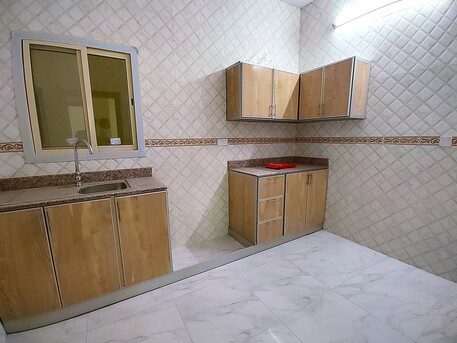 Salmaniya, Apartments/Houses, BHD 230/month,  3 BR,  140 Sq. Meter,  3 BHK Family Apartment For Rent In Burhama BD.230/-
