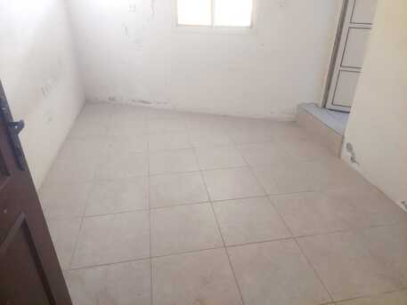 Busaiteen, Apartments, Flats, Houses & Villas, BHD 100/month,  2 BR,  Flat For Rent In Busaiteen Near Petrol Station
