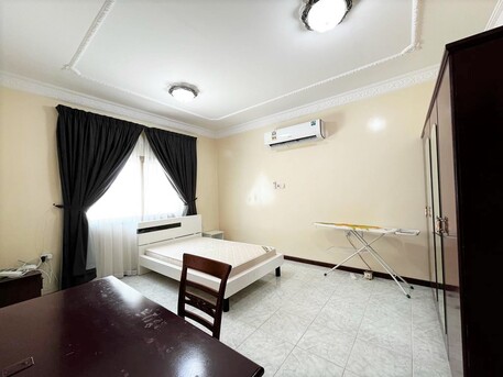 Busaiteen, Villas, BHD 750,  Furnished,  Fully Furnished Swimming Pool Villa In Busaiteen