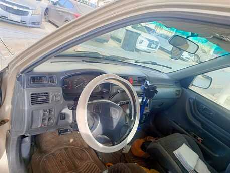 Riyadh, Vehicles, Cars & Trucks , SAR 12500,  Honda CR-V,  1999,  Automatic,  500000 KM,  Well Maintained Honda Crv  For Sale