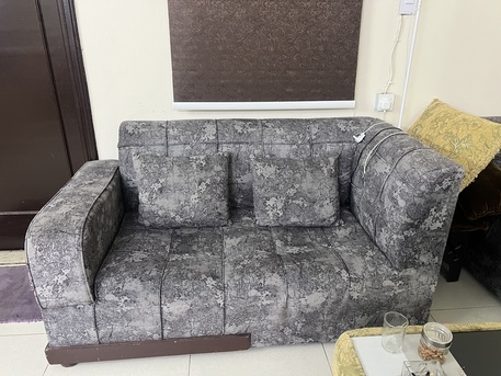 Al Malaz, Furniture, SAR 600,  Urgent Sell Sofa Set And LG Washing Machine