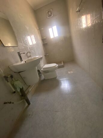 Muharraq, Apartments, Flats, Houses & Villas, BHD 170/month,  2 BR,  Flat For Rent In Muharraq With EWA Near To Casino Garden