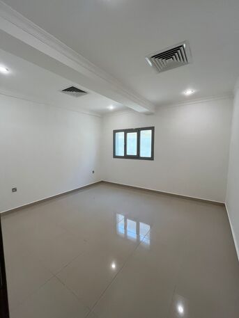 Kuwait City, Apartments/Houses, KWD 550/month,  3 BR,  Ground Floor Apartment For Rent In Salwa