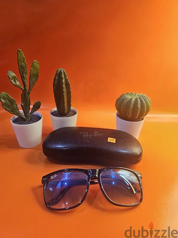 East Riffa, Clothing & Accessories, BHD 10,  🔴🔴🔴Rayban Original Sunglasses Used Clean نظارات شمسية ريبان نظيف مستعم