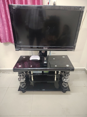Dammam, Electronics, SAR 430,  Led HD Premium Quality TV With Glass Table