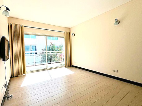 Amwaj Islands, Villas, BHD 750,  300 Sq. Meter,  4 BHK Semi Furnished Villa For Rent In Amwaj Island BD 750/- Inclusive