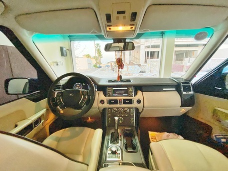 Saar, Vehicles, Cars & Trucks , BHD 3850,  Range Rover Vogue  Autobiography 5.0,  2012,  Automatic,  239000 KM,