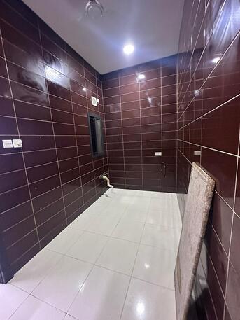 Jidhafs, Apartments/Houses, BHD 100/month,  1 BR,  1Bedroom Unfurnished Flat For Rent Without Ewa