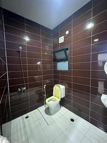 Jidhafs, Apartments/Houses, BHD 100/month,  1 BR,  1Bedroom Unfurnished Flat For Rent Without Ewa