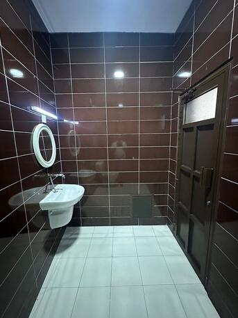 Jidhafs, Apartments/Houses, BHD 100/month,  1 BR,  1Bedroom Unfurnished Flat For Rent Without Ewa