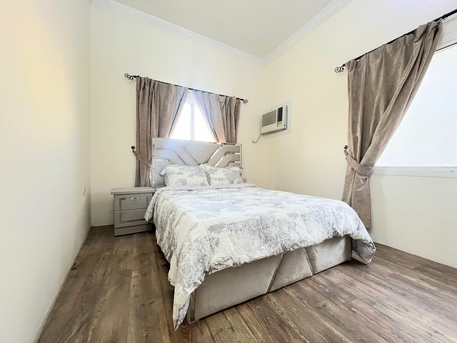 Mahooz, Apartments/Houses, BHD 230/year,  1 BR,  EXCELLENT 1BHK WITH BALCONY CLOSED KITCHEN READY TO MOVE  FURNISHED FLAT CLOSE TO HIGHWAY