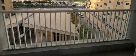 Mahooz, Apartments/Houses, BHD 230/year,  1 BR,  EXCELLENT 1BHK WITH BALCONY CLOSED KITCHEN READY TO MOVE  FURNISHED FLAT CLOSE TO HIGHWAY