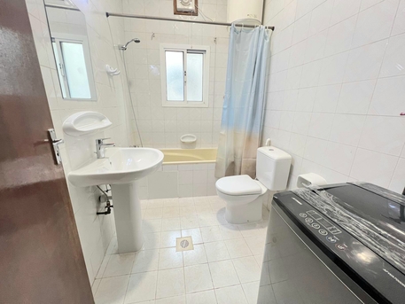 Mahooz, Apartments/Houses, BHD 230/year,  1 BR,  EXCELLENT 1BHK WITH BALCONY CLOSED KITCHEN READY TO MOVE  FURNISHED FLAT CLOSE TO HIGHWAY