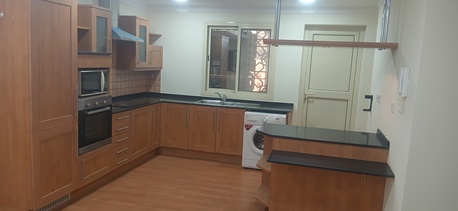 Mahooz, Apartments/Houses, BHD 450/month,  Furnished,  2 BR,  2 Bhk Semi Luxury Inclusive Ewa Sea View Balcony