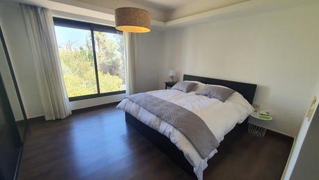 Amman, Apartments/Houses, JOD 11000/year,  Furnished,  2 BR,  Fully Furnished 2B Apart With Baconly In Jabal Amman 4 Circle 00962777688956