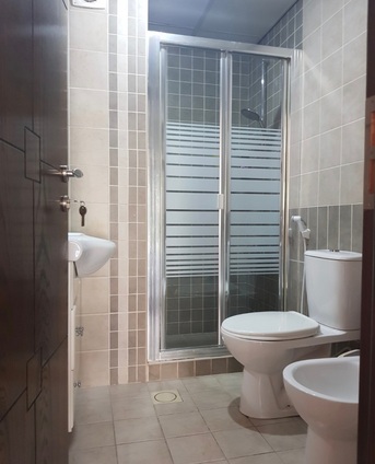 Abdoun, Apartments/Houses, JOD 10000/year,  Furnished,  2 BR,  Ground Fully Furinshed 2B Apartment With Garden In Abdoun 00962777688956