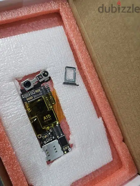 Manama, Mobile Phones, BHD 100,  🔴🔴🔴IPhone 13 Pro Max Motherboard 256gb🔴🔴🔴