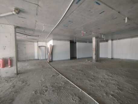 Saar, Shops, BHD 4500,  Showroom Rent 500 Square Miter Arya With Mezzanine Floor In -(((Saar)))