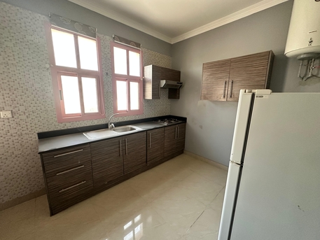 Mahooz, Apartments/Houses, BHD 340/year,  Furnished,  2 BR,  EXCELLENT 2BHK FULLYFURNISHED FLAT WITH POOL SLIGHTLY NEGOTIABLE- BEHIND ALKINDI HOSPITAL