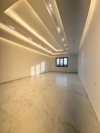 Kuwait City, Apartments/Houses, KWD 700/month,  3 BR,  Apartment For Rent In Salwa, First Tenant 3 Bedrooms