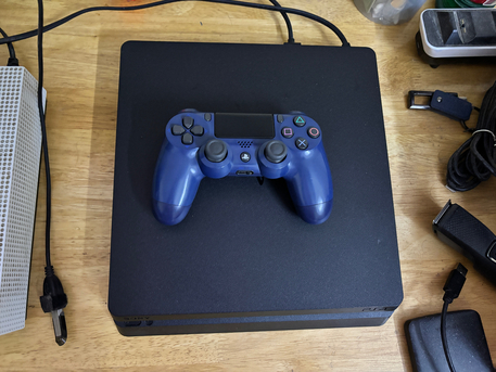 Hara, Video Games, SAR 600,  Ps4 Slim 500gb For Sale In Excellent Condition With Uncharted Game
